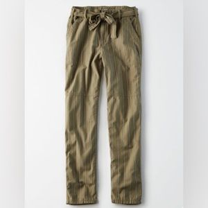 American Eagle High-Waisted Striped Tapered Pant Size 0 Short